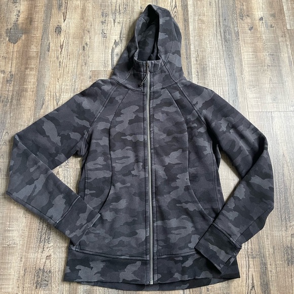 Lululemon camo full zip scuba - Picture 3 of 10
